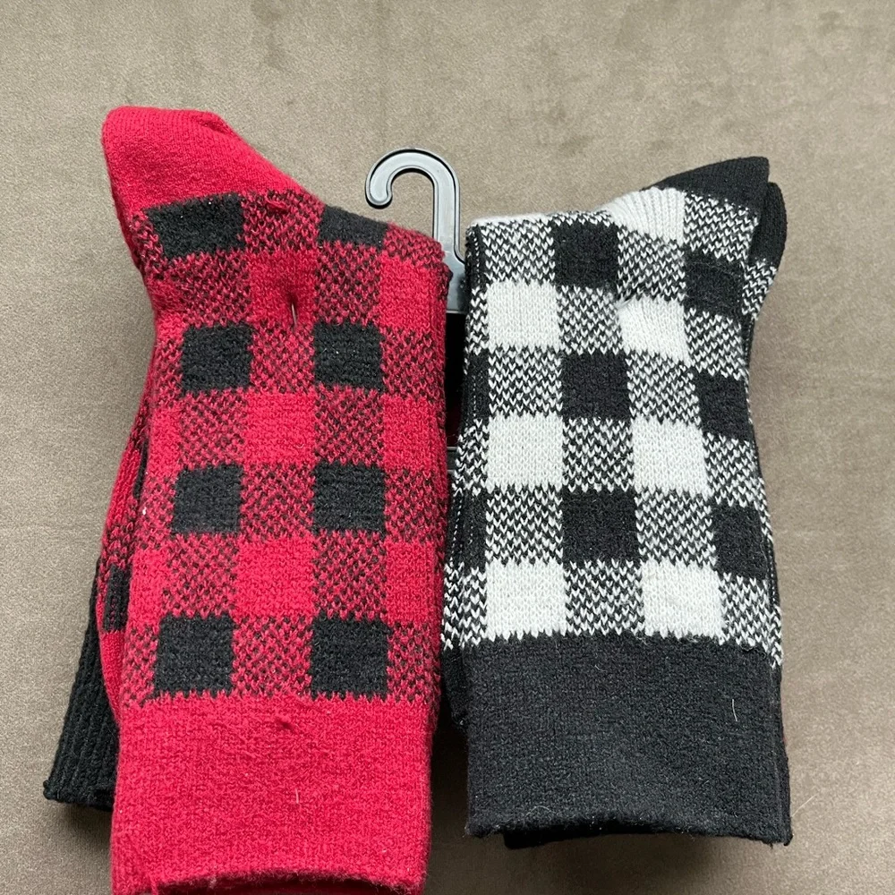 Plaid Red and Black Socks Set 4 pair